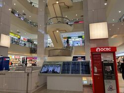 Lucky Plaza (D9), Shop House #451376951